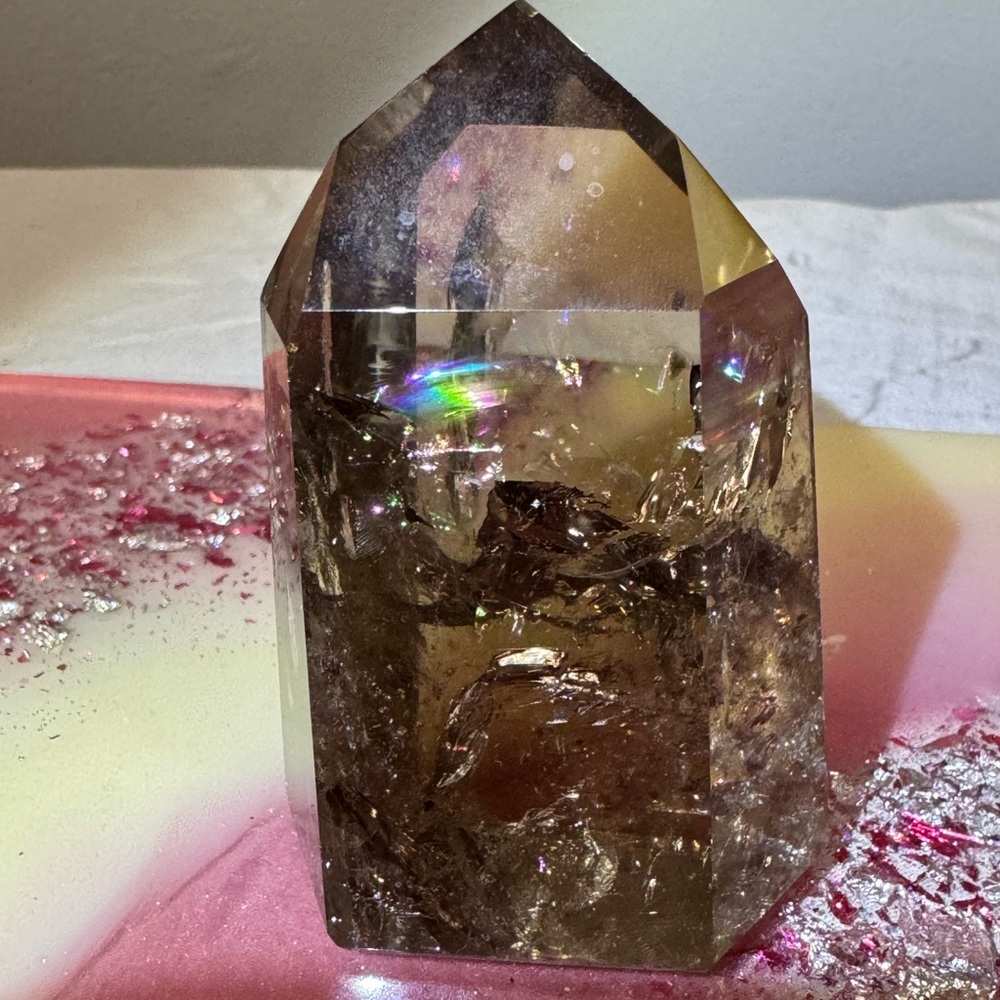 Beautiful Smokey Quartz with many rainbows